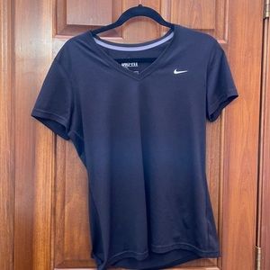 Nike Girls Black short sleeve tee size L